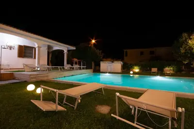 Piscina di Mera apartments o nelle vicinanze