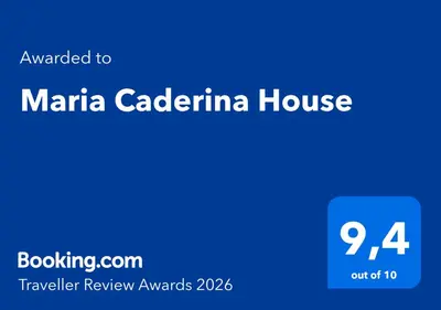 Certificato, attestato, insegna o altro documento esposto da Maria Caderina House