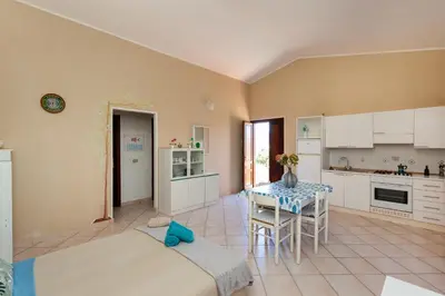Cucina o angolo cottura di ArtStay - Sea View - Cozy apartment with parking space