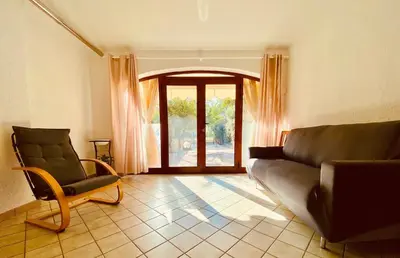 Area soggiorno di ISS Travel, Domo Magenta 2-bedrooms apartment - with Private Outdoor Area