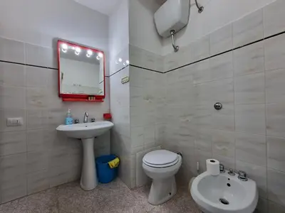 Bagno di Appartamento Via Toscana