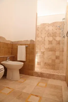 Bagno di Residenza di Campagna Seranile