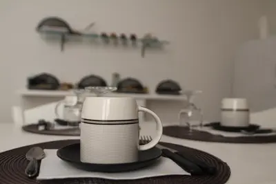 Set per la preparazione di tè e caffè presso Giobo Rooms