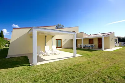Edificio in cui si trova la villa
