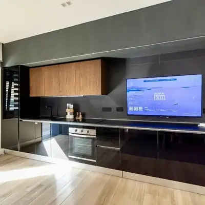 Best price vs quality - Fully equipped & renovated 1BR Suite MonteNero - City Centre
