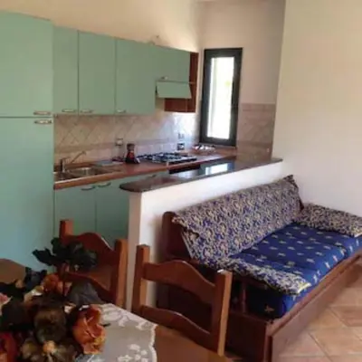 Cucina o angolo cottura di Villetta con giardino e posto auto