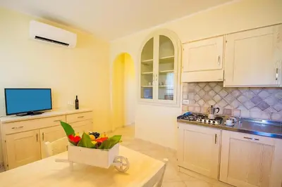 Cucina o angolo cottura di Relaxing Le Residenze del Maria Rosaria num2215