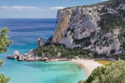 Paesaggio naturale nelle vicinanze dell'aparthotel