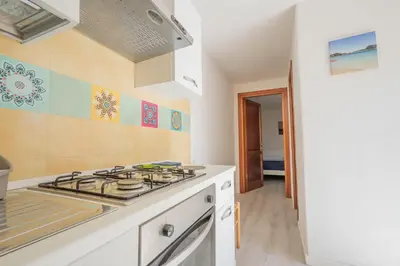 Cucina o angolo cottura di Appartamento “Levante” a 300m dalla spiaggia