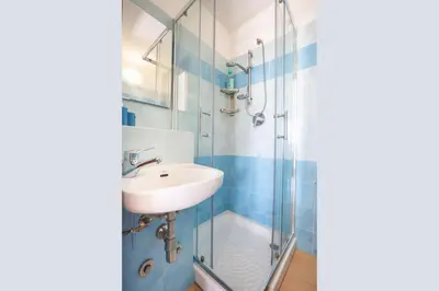 Bagno di Camera “Ponente” - vista mare, spiaggia a 300m