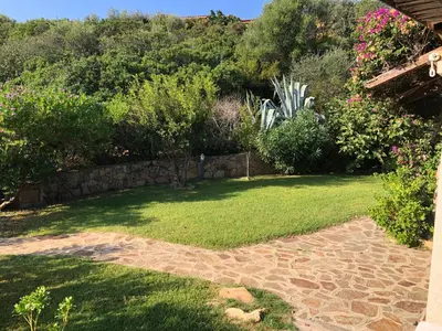 Giardino di Villetta Bouganville vista mare