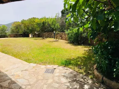 Giardino di Villetta Bouganville vista mare
