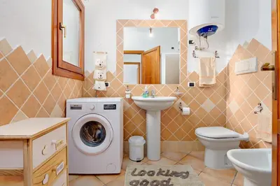 Bagno di Villino Tiriddò di Porto San Paolo