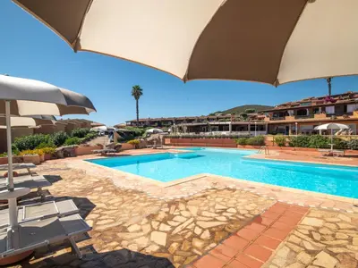 Piscina di Apartment E-1-4 - Marineledda by Interhome o nelle vicinanze
