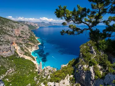 Paesaggio naturale nelle vicinanze della casa vacanze