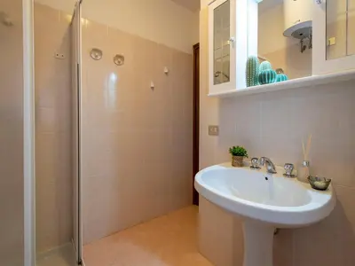 Bagno di Apartment F4 - F2- Baia de Bahas by Interhome