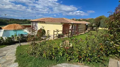 Paesaggio naturale nelle vicinanze della villa