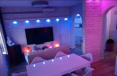 TV o dispositivi per l'intrattenimento presso Island Suites Waterfront IUN R5783