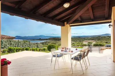 Paesaggio naturale nelle vicinanze della casa vacanze