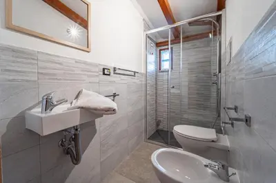 Bagno di Domo Papiros B&B