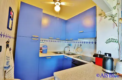 Cucina o angolo cottura di A/C, sea view, 400 from the beach