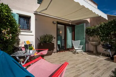 Balcone o terrazza di Mono Le Vele 700m From The Beach - Happy Rentals