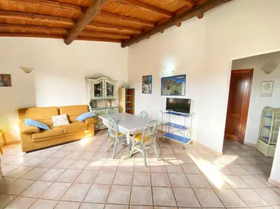TV o dispositivi per l'intrattenimento presso Liguria 2