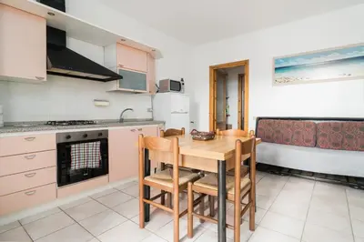 Cucina o angolo cottura di Villetta a schiera 750m SPIAGGIA 600m CENTRO
