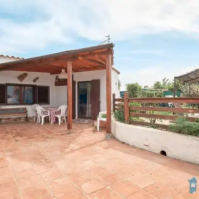 80m dalla spiaggia trilo e bilo BudoniAffitti