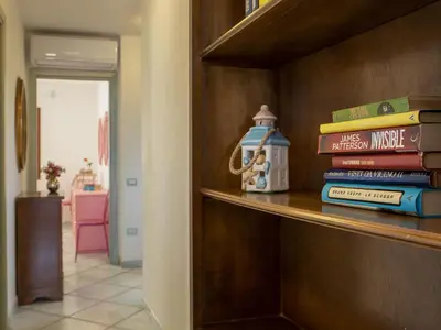 Biblioteca nell'appartamento