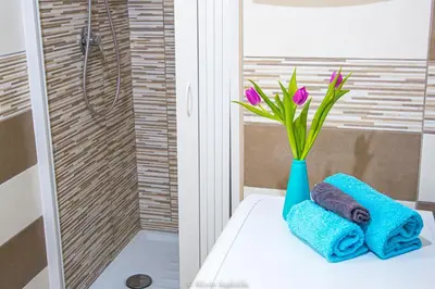 Bagno di Casa Mary, a pochi passi dal mare IUN R9437