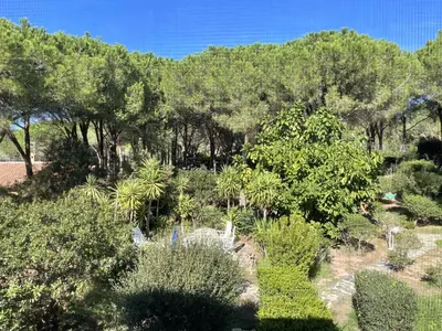 Giardino di VILLA FARFALLE CON STREPITOSA SCOGLIERA PRIVATA