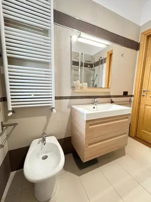Bagno di Appartamento Luce