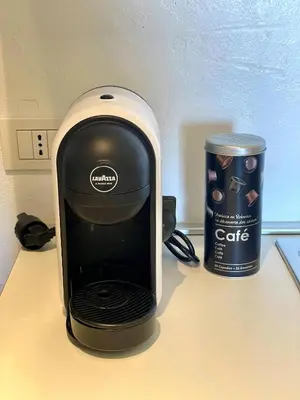 Set per la preparazione di tè e caffè presso Punta Est Trilocale Stupenda Vista Mare
