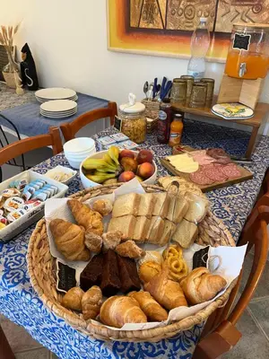Cibo presso il bed & breakfast o nelle vicinanze