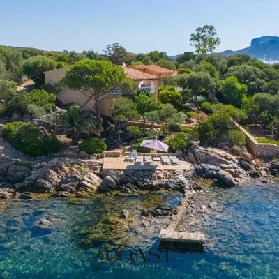 Cala Sassari - Pieds dans l'eau