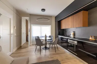 Cucina o angolo cottura di Charming & Luxurious Suite Garibaldi BIG - Fully equipped & renovated - Old Town