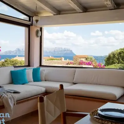 Tavolara House-family relax