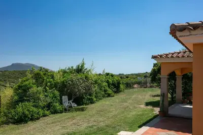 Paesaggio naturale nelle vicinanze della villa