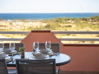 Vista generica sul mare o vista sul mare dall'interno della casa vacanze