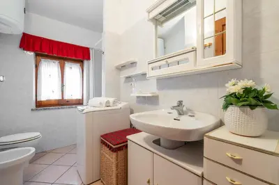 Bagno di Casa Tirso Sardinia Domus