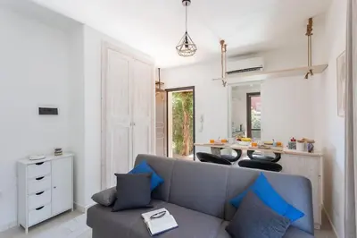 Area soggiorno di Olbia Marina - Near Airport with SwimmingPool