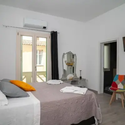 Jimy House