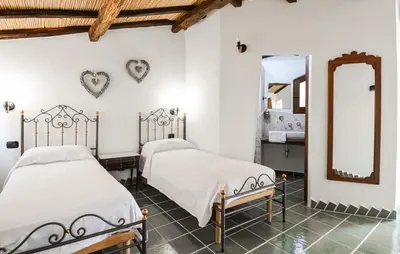Letto o letti in una camera di Nice Home In Orgosolo With Wifi