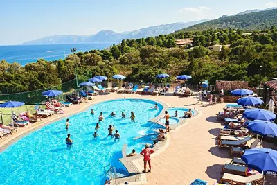 Piscina di Parco Blu o nelle vicinanze
