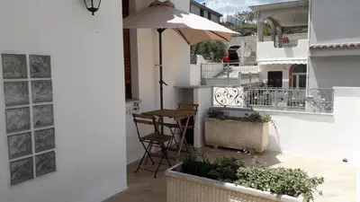 Balcone o terrazza di Appartamento Su Survaju