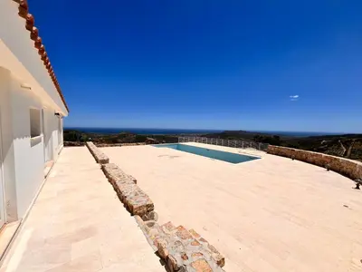 Piscina di Villa Mbita Sardegna o nelle vicinanze