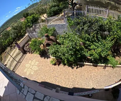 Giardino di Casa Purple