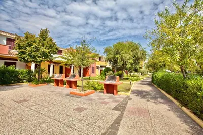Giardino di Residence with swimming-pool in Ottiolu just 250 mt from the sea