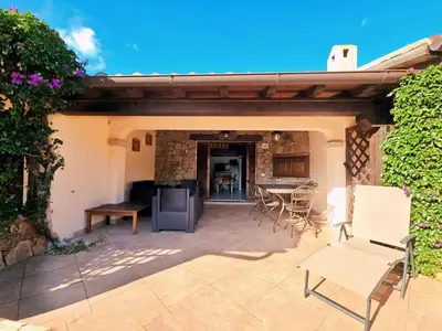 Patio o area all'aperto di Casa Isuledda 48